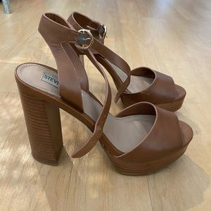 Steve Madden Madeline Platform Sandals
